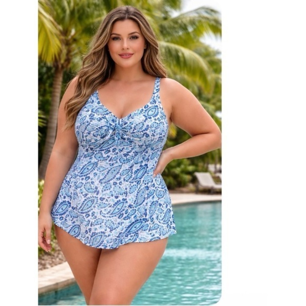 ALISHA LEVINE. NWT.  Blue/ White  Swimsuit. Sz 22W. Ruching in front, flowy hem.